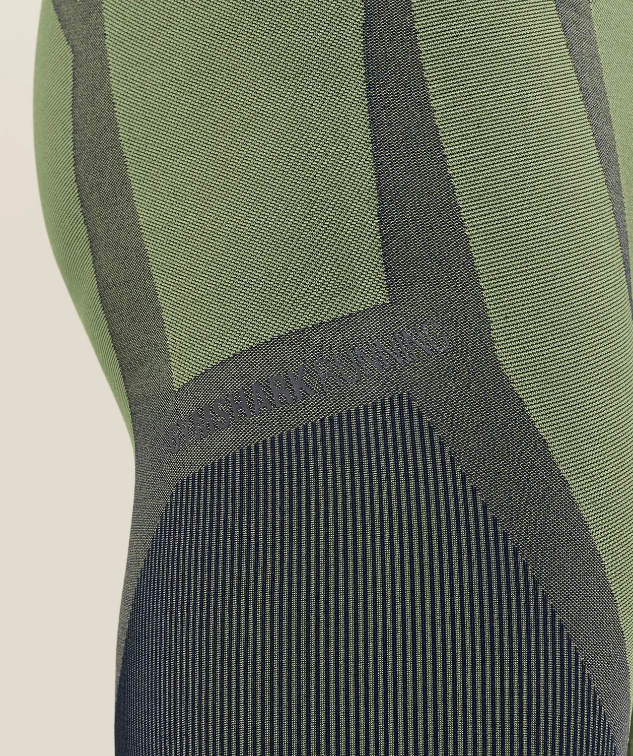 Seamless Running Half Tight Body Fit - Image 9