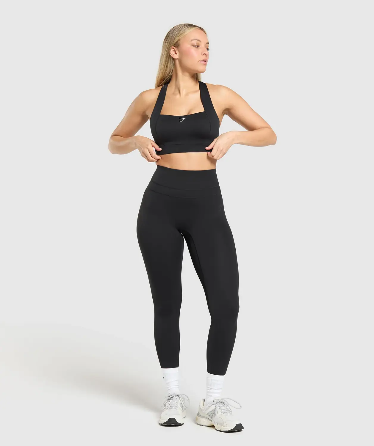 Square Neck Sports Bra Medium Support - Image 4