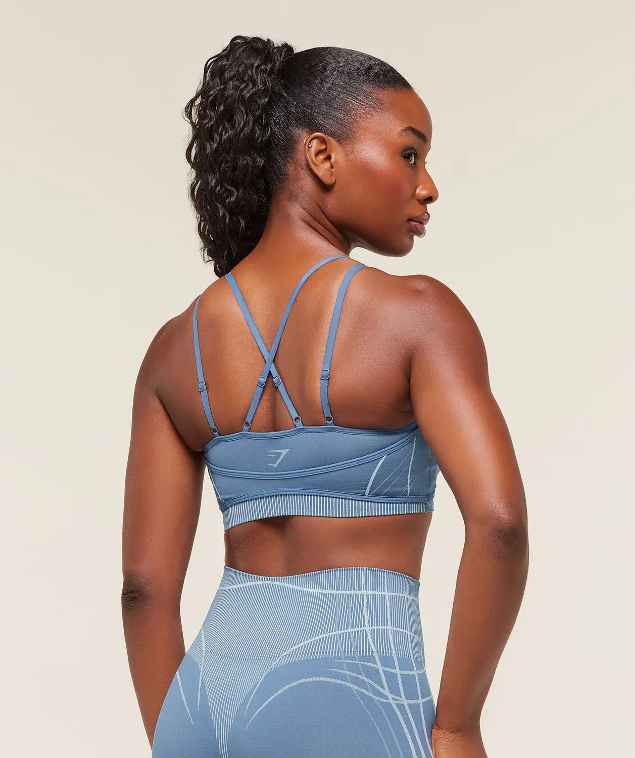 Apex Seamless Strappy Sports Bra Light Support - Image 2