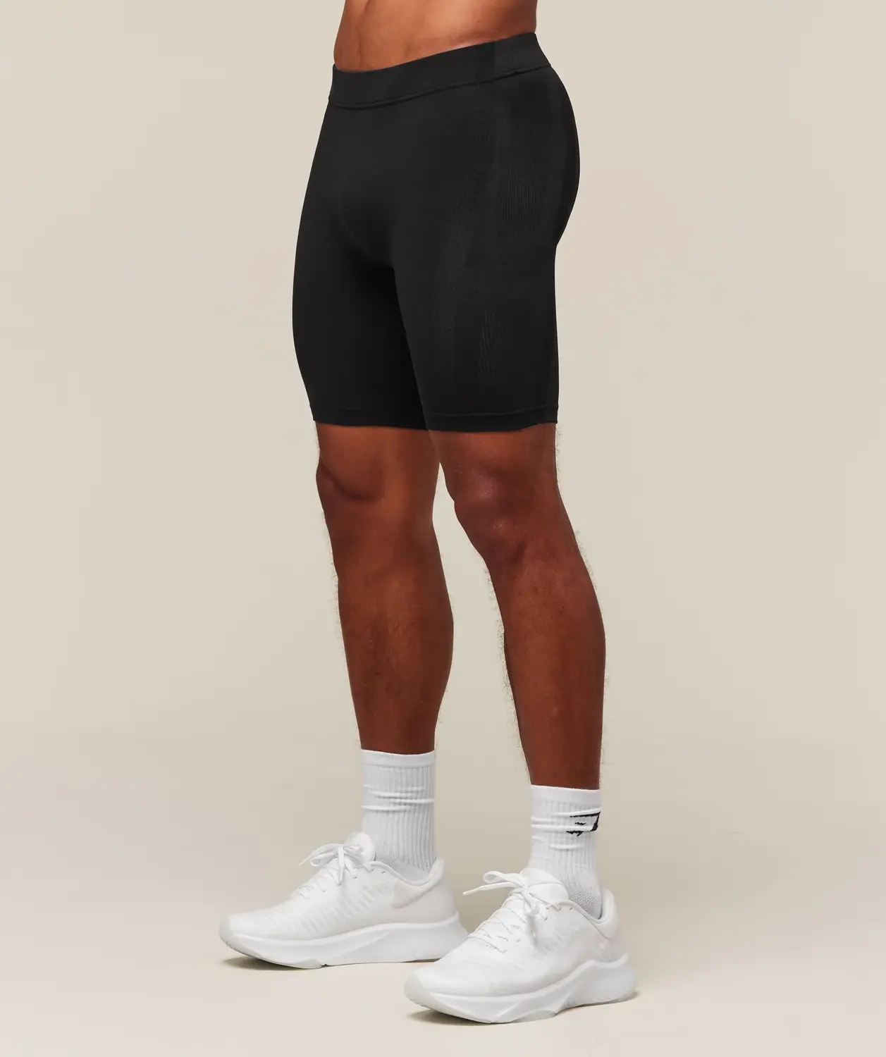 Everywear Warp Knit Half Tight - Image 5